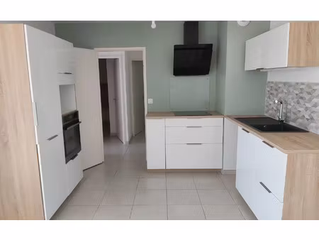 location appartement  59.1 m² t-3 à villeneuve-lès-maguelone  991 €