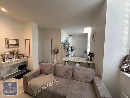 location appartement 2 pièces à laval (53000) : à louer 2 pièces / 47m² laval