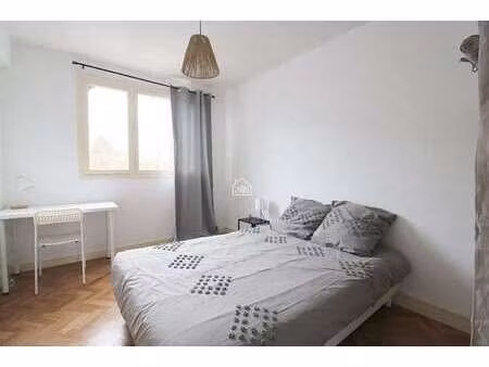 location appartement chambre colocation à laval (53000) : à louer chambre colocation / 74m