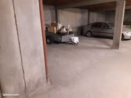 garage 1 place a aurillac