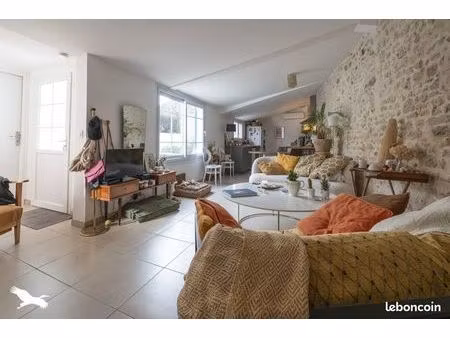 maison de ville 4 pièces 83 m²