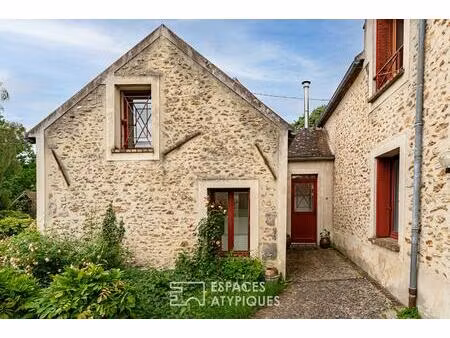 une maison pleine de caractère au charme unique