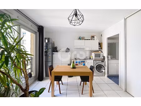 appartement lyon 3 24.78 m² t-1 à vendre  180 000 €