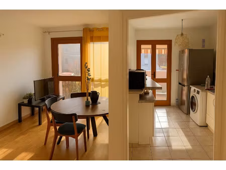 location appartement 6 pièces 96 m² à le mans (72100)