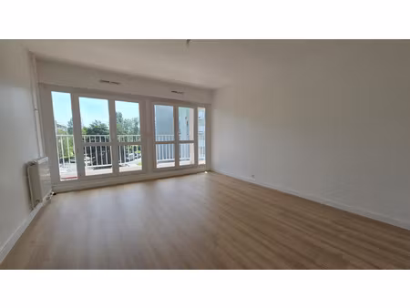 3 pieces sans travaux ! avec cave et parking - proche transp