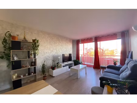 location appartement  72.89 m² t-3 à saint-dizier  610 €