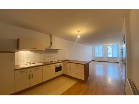 location appartement  80.97 m² t-3 à saint-dizier  520 €