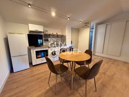 studio meublé - avec extérieur - 37 m²