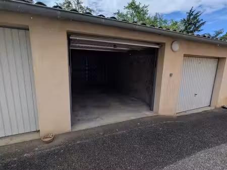 garage au coeur de st priest