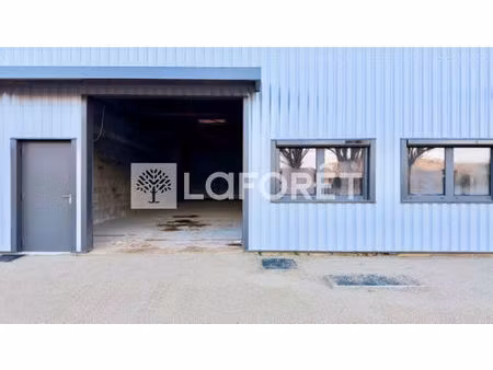 local commercial saint etienne de crossey 230 m2