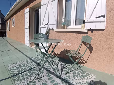 maison moderne au coeur d'un village creusois charmant et dynami