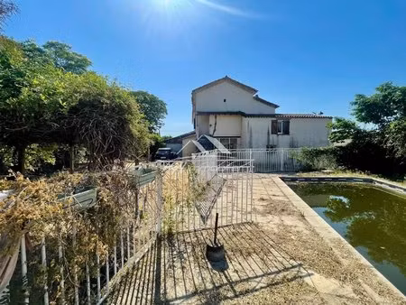 rousson – maison avec fort potentiel à rénover  terrain  puits et piscine
