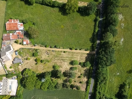 maison de campagne de plain-pied avec terrain d’environ 1 hectare – environnement calme et