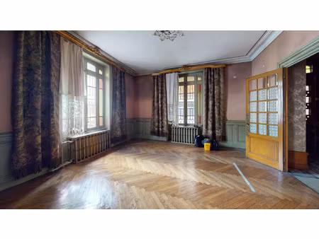 bellevue  maison bourgeoise de caractère avec sous-sol compl