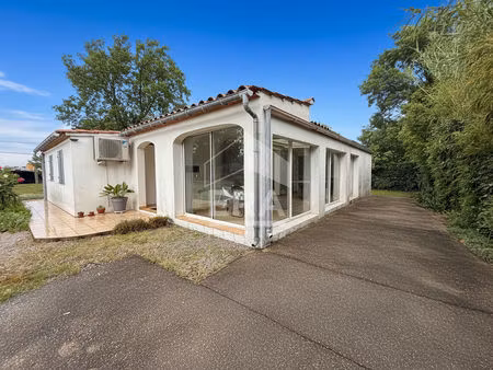 maison 5 pièces de plain pied à vendre à thuir