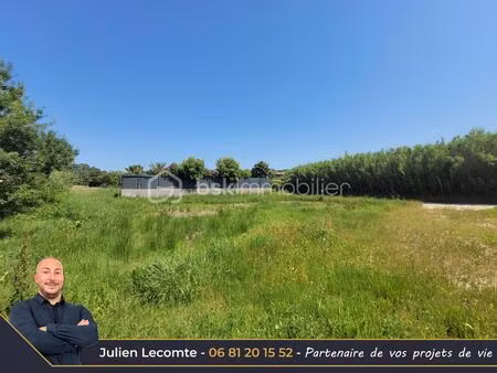 terrain de 905 m² à pezenas