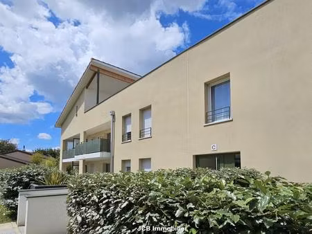 tournfeuille t2 avec grande terrasse et 2 parkings