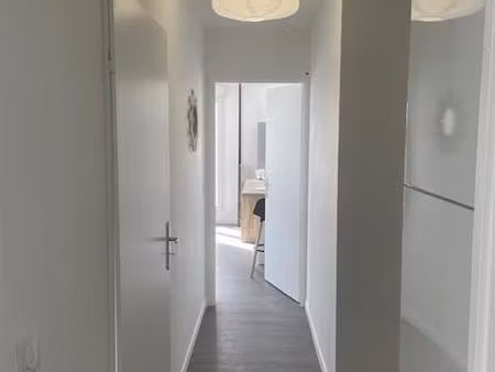 appartement - 4ème étage - 61 30 m2 - 3 pièces - meublé
