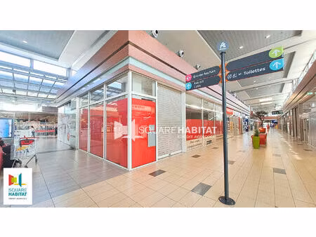 cellule centre commercial auchan