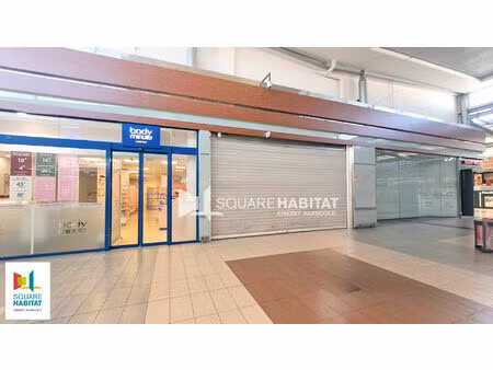 cellule centre commercial auchan