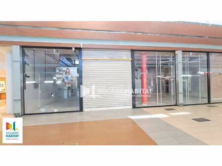 cellule centre commercial auchan