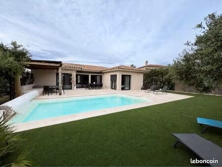 maison familiale rare à la vente