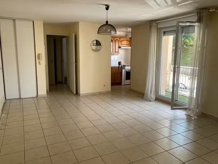appartement t2 bis à louer