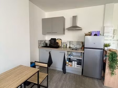studio refait à neuf - centre ville marmande proche de toutes commodités