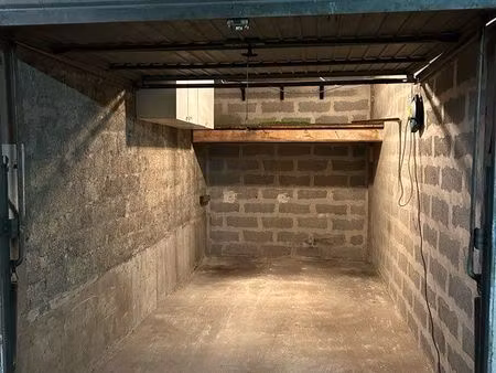 location d’un garage fermé  la coupiane