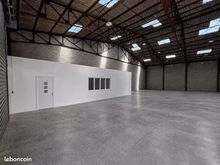 à louer local d’activité 331 m²
