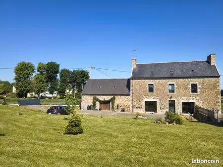 maison en pierre rénovée – cadre campagne avec terrain