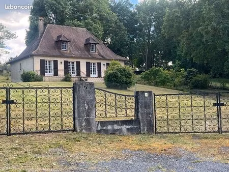 particulier vend maison périgourdine de 1978 à mussidan 24