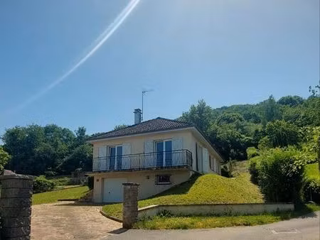 chaleze maison 100m2 4 chambres sous sol complet 275 000 euro