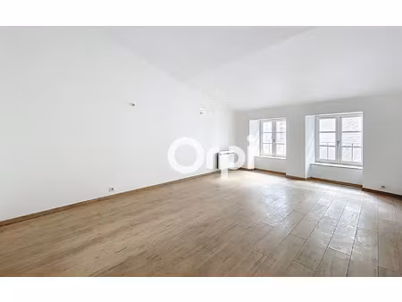 appartement saint-flour 51 m² t-2 à vendre  70 000 €