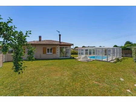 maison de 6 pièces avec piscine et garages