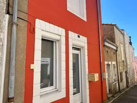 location maison meublé à indre (44610) : à louer meublé / 38m² indre