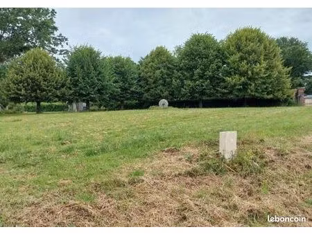 terrain 623 m² saint pierre des fleurs