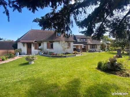 village à 7 minutes d’evreux - maison familiale - belles pièces de réception - sous-sol to
