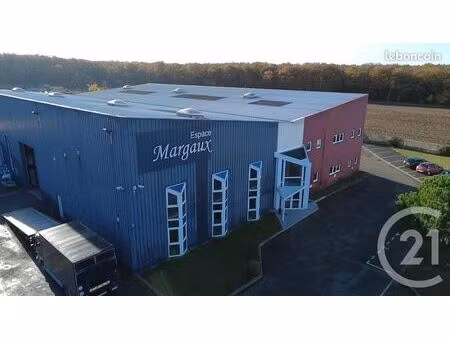 commerce 45 m²