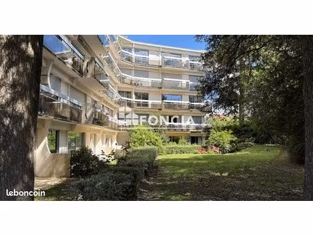 appartement 6 pièces 144 m²