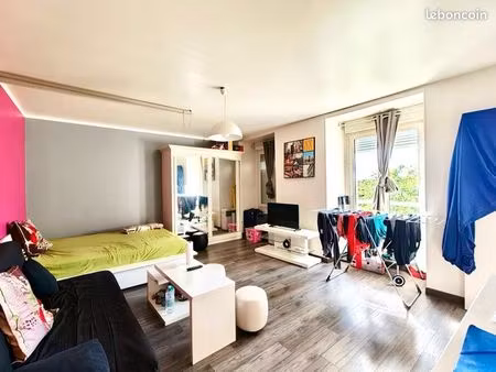 appartement studio à luisant