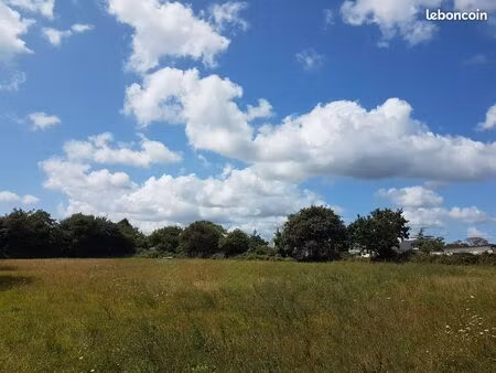 terrain à bâtir de 654 m2 à fouesnant