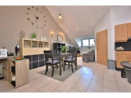 appartement à louer à rue de la gendarmerie  85/1 louveigné (vbe26623)