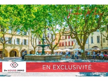 bureaux 1700 m² uzes