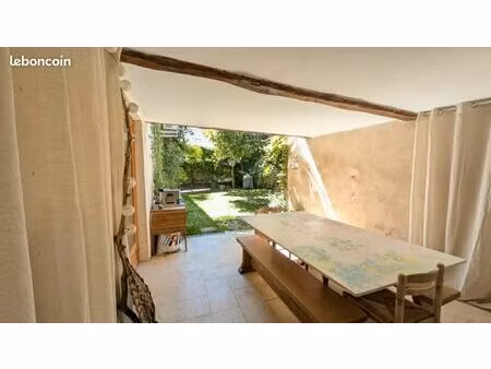 maison de caractère rénovée avec soin au cœur de boulogne-sur-gesse