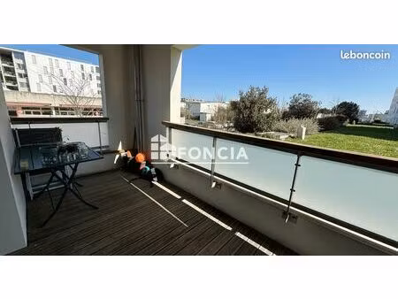 t2 blagnac avec belle terrasse