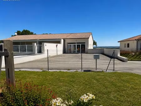 local professionnel / commercial erp à louer – caraman (31460) au 1er octobre 2026