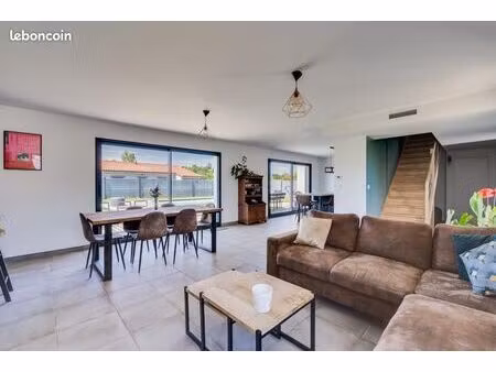 maison 5 pièces 124 m²