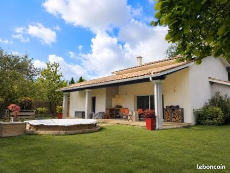 maison 5 pièces 126 m²
