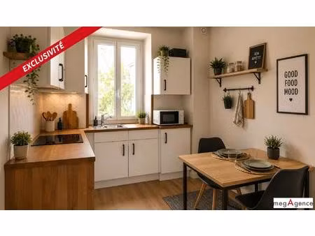 appartement / studio de 27 m² 1er étage séjour lumineux  cuisine meublée équipée. cave pri